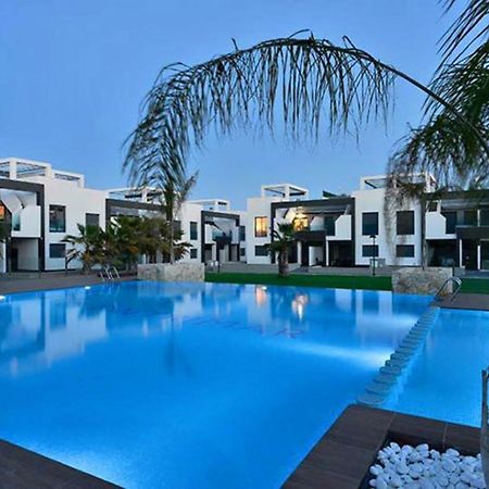 Apartment Oasisbeach La Zenia Orihuela Bagian luar foto
