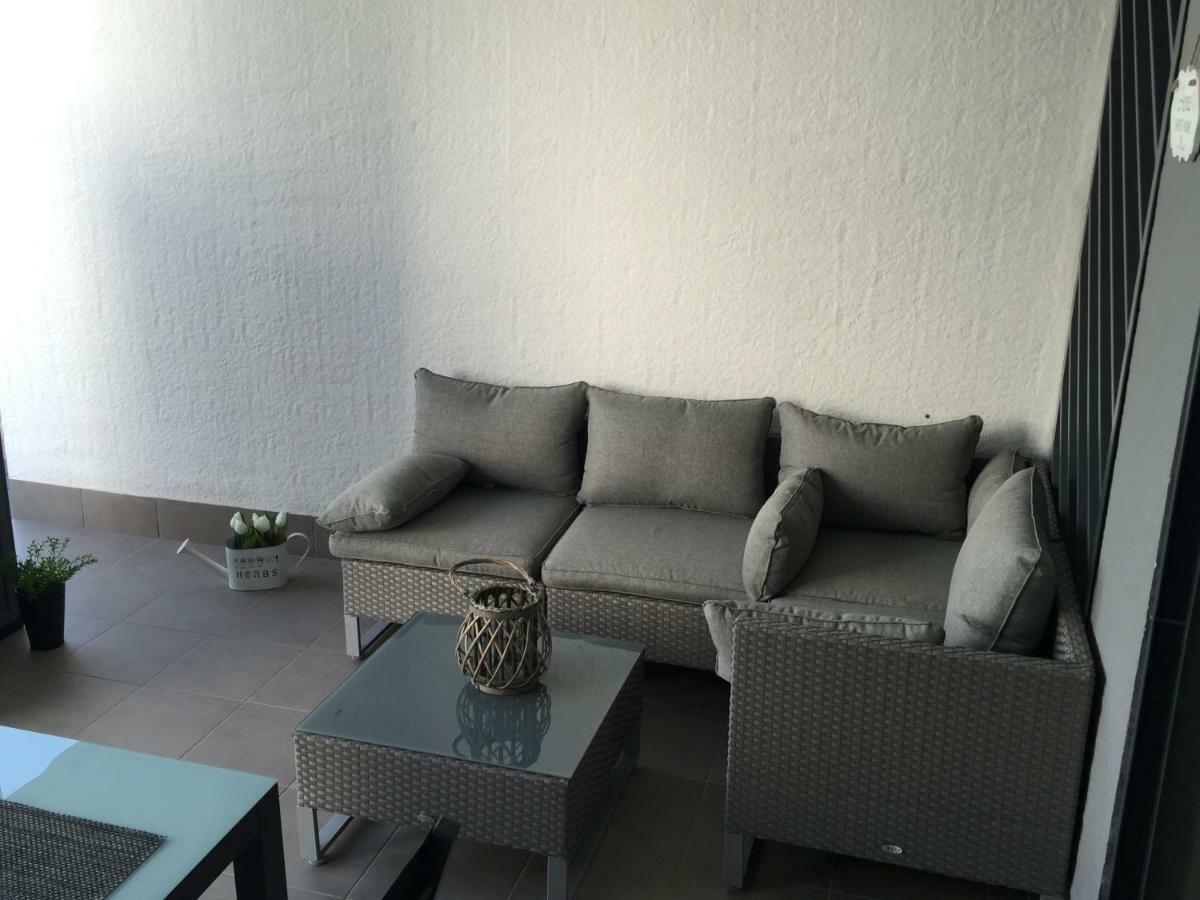 Apartment Oasisbeach La Zenia Orihuela Bagian luar foto